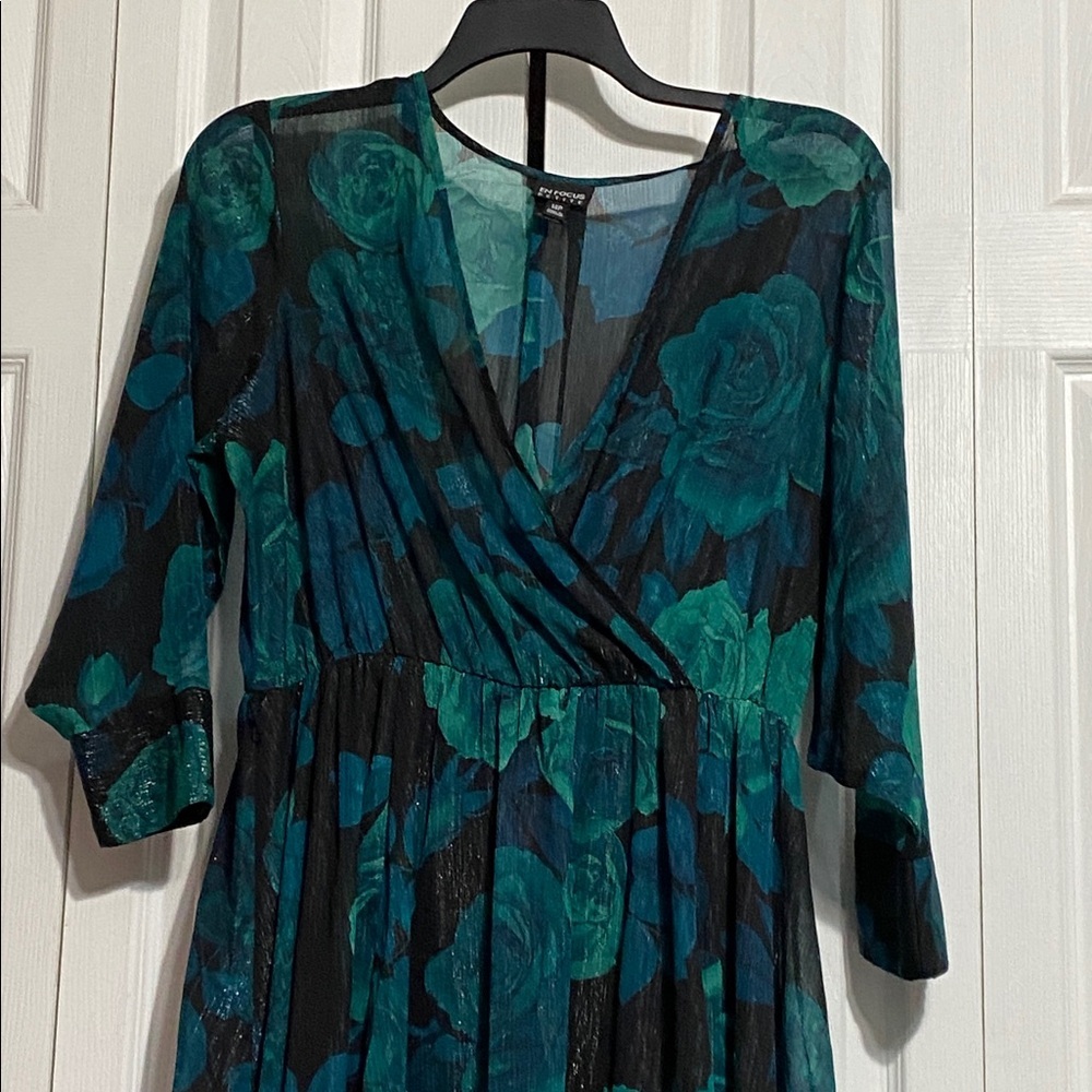Festive Enfocus petite floral green & silver sparkle sheer lined dress size 14P - Picture 2 of 14